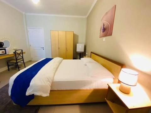 Morison Bay Hotel Гранд Байе Екстериор снимка