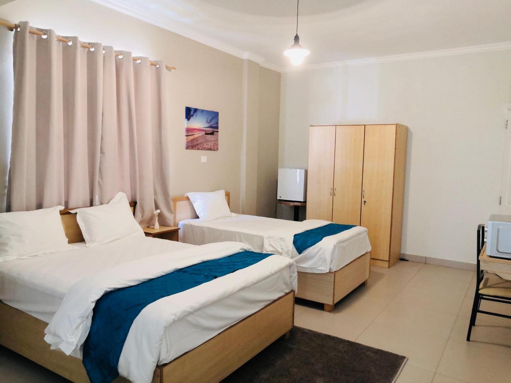 Morison Bay Hotel Гранд Байе Екстериор снимка
